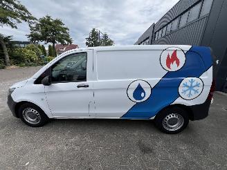Mercedes Vito 109 CDI Lang 2015 picture 2