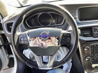 Volvo V-40 V40 (MV), Hatchback 5-drs, 2012 / 2019 2.0 D2 16V picture 12