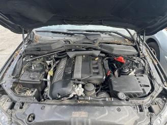 Vrakbiler auto BMW 5-serie 5 serie (E60), Sedan, 2003 / 2010 520i 24V 2004/12