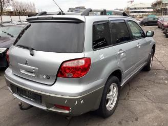 Mitsubishi Outlander Outlander (CU), SUV, 2001 / 2007 2.0 16V 4x2 picture 2