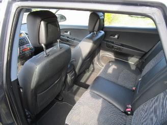 Kia Cee d 1.6 picture 7