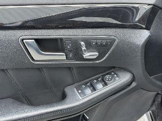 Mercedes E-klasse E63 AMG 4 MATIC PANO/FULL OPTION picture 19