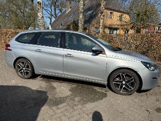 Peugeot 308 1.6 HDI LEER NAVI picture 3