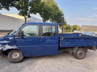 Vrakbiler auto Volkswagen Transporter Transporter T4, Van, 1990 / 2003 2.5 TDI 2003/7