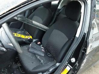 Mitsubishi Space-star Space Star (A0), Hatchback, 2012 1.2 12V picture 13