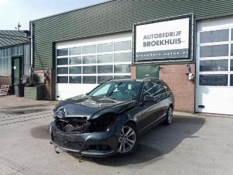 Coche siniestrado Mercedes C-klasse C Estate (S204), Combi, 2007 / 2014 2.2 C-180 CDI 16V BlueEFFICIENCY 2012/9