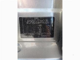 Opel Agila Agila (B), MPV, 2008 / 2014 1.0 12V picture 16