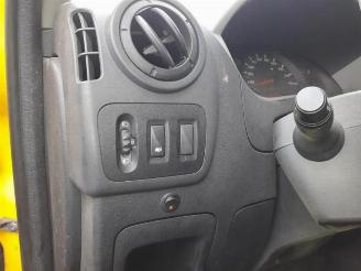 Renault Master Master III (MA/MB/MC/MD/MH/MF/MG/MH), Van, 2010 2.3 dCi 135 16V FWD picture 15