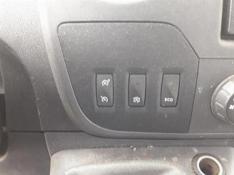 Renault Master Master III (MA/MB/MC/MD/MH/MF/MG/MH), Van, 2010 2.3 dCi 135 16V FWD picture 21