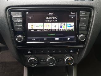 Skoda Octavia 2.0 TDI Greentech Style Business picture 16