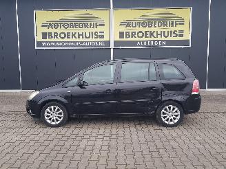 Opel Zafira 1.6 Temptation picture 2