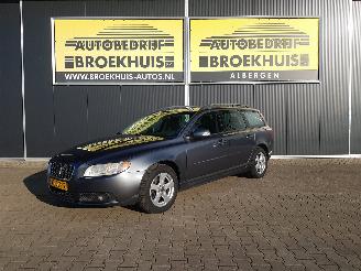 Avarii autoturisme Volvo V-70 2.4D Momentum 2008/9