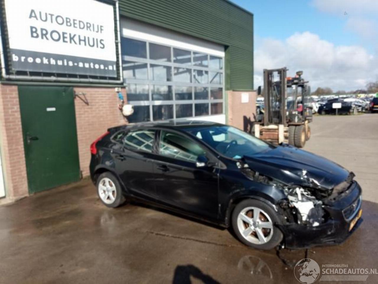 Volvo V-40 V40 (MV), Hatchback 5-drs, 2012 / 2019 1.6 T3 GTDi 16V