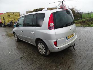 Renault Espace 1.9 dCi picture 2