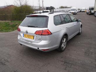 Coche siniestrado Volkswagen Golf variant 1.6 TDi 2014/3