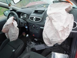 Renault Clio 1.2 picture 5