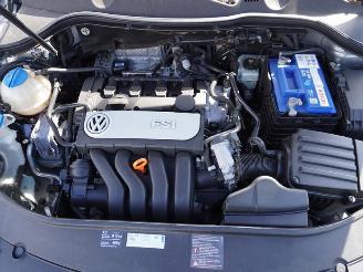 Volkswagen Passat Variant 2.0 FSi picture 8