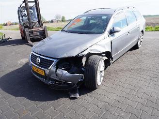 Volkswagen Passat Variant 2.0 FSi picture 3