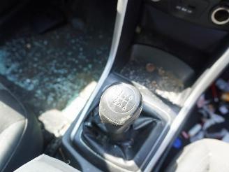 Hyundai I-30 1.4 16v picture 7