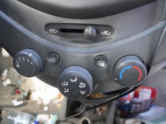 Chevrolet Spark 1.0 16v picture 6