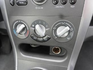 Opel Agila 1.2 16v picture 9