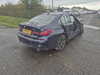 BMW 3-serie 330e picture 1