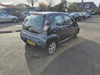 Vaurioauto  passenger cars Citroën C1 1.0 12v 2012/1