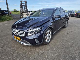 Mercedes GLA 180 picture 3