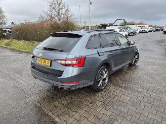 Skoda Superb combi 2.0 TSi picture 1