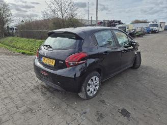 Dezmembrări autoturisme Peugeot 208 1.2 12v 2016/9