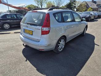Hyundai I-30 Crosswagon 1.4 picture 1