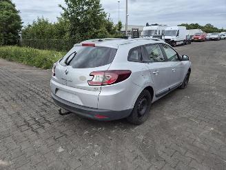 disassembly passenger cars Renault Mégane Grandtour 1.9 dCi 2011/1