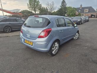 Voiture accidenté Opel Corsa 1.4 16v 2007/2