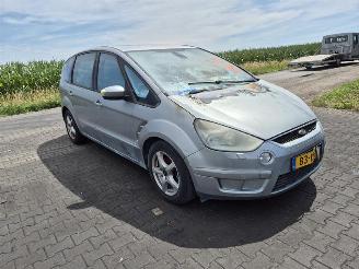 Ford S-Max 2.0 TDCi picture 4