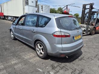 Ford S-Max 2.0 TDCi picture 2