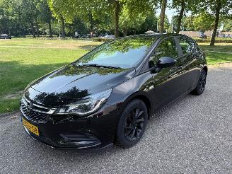 skadebil auto Opel Astra 81 kW (110 PK)  1598 cc. 2018/8