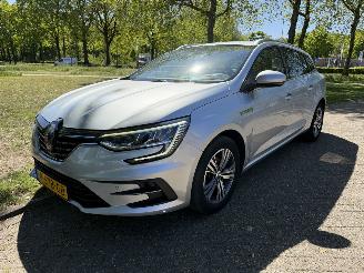 Auto incidentate Renault Mégane Estate 2022/1