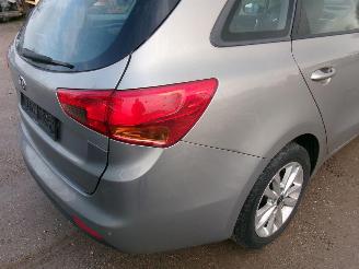Kia Ceed 1.4 CRDI Break Comfort picture 12