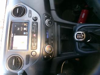 Hyundai I-10 1.0 Sky picture 25