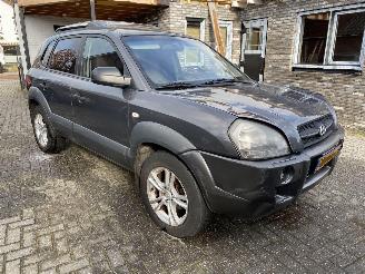 Hyundai Tucson 2.0i Dynamic version Van/Grijs kenteken VASTE PRIJS picture 4