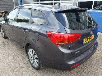 Kia Ceed 1.0 T-GDi Design Edition Sportwagon picture 3