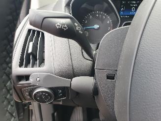 Ford Focus 1.5 Titanium picture 22