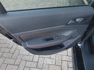 Peugeot 308 1.2 PureTech GT-line picture 25