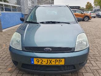 Ford Fiesta 1.3 Ambiente schadevrij picture 8
