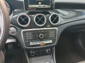 Mercedes Cla-klasse 180 Business Solution AMG picture 21