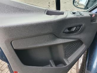 Ford Transit 350 2.0 TDCI L2H2 Limited AUTOMAAT picture 13