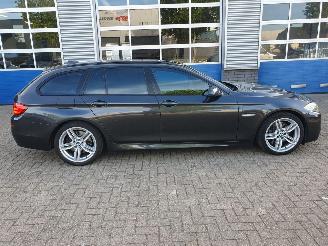BMW 5-serie 535i Executive picture 7