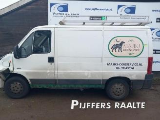 Vrakbiler auto Peugeot Boxer Boxer (244), Van, 2001 / 2006 2.0 HDi 2006/5