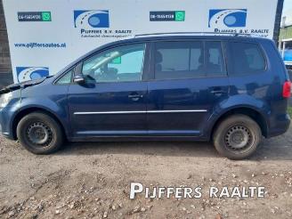 krockskadad bil auto Volkswagen Touran Touran (1T3), MPV, 2010 / 2015 1.6 TDI 16V 2013/2