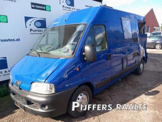 Vrakbiler auto Peugeot Boxer Boxer (244), Van, 2001 / 2006 2.8 HDi 127 2003/7